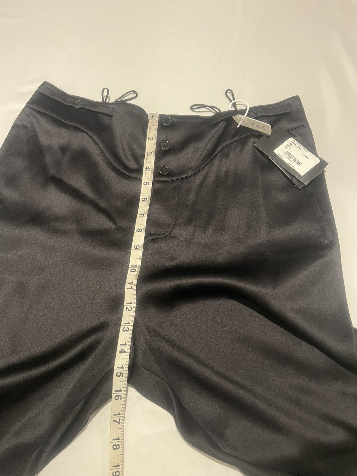 Saint Laurent Paris Saint Laurent men’s silk blend joggers. 48/32.M. $1350 Size US 32 / EU 48 - 9 Thumbnail