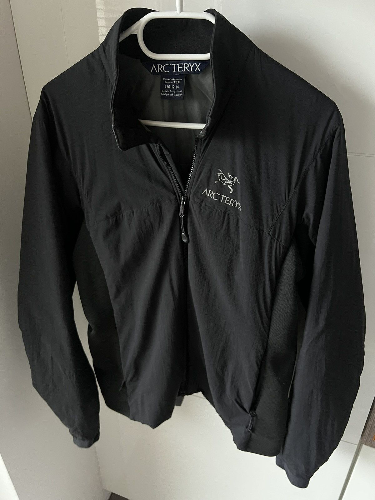 Arc'teryx ‼️Vintage Arcteryx Atom LT Reflection Logo Gorpcore Jacket‼️ Size L / US 10 / IT 46 - 6 Thumbnail
