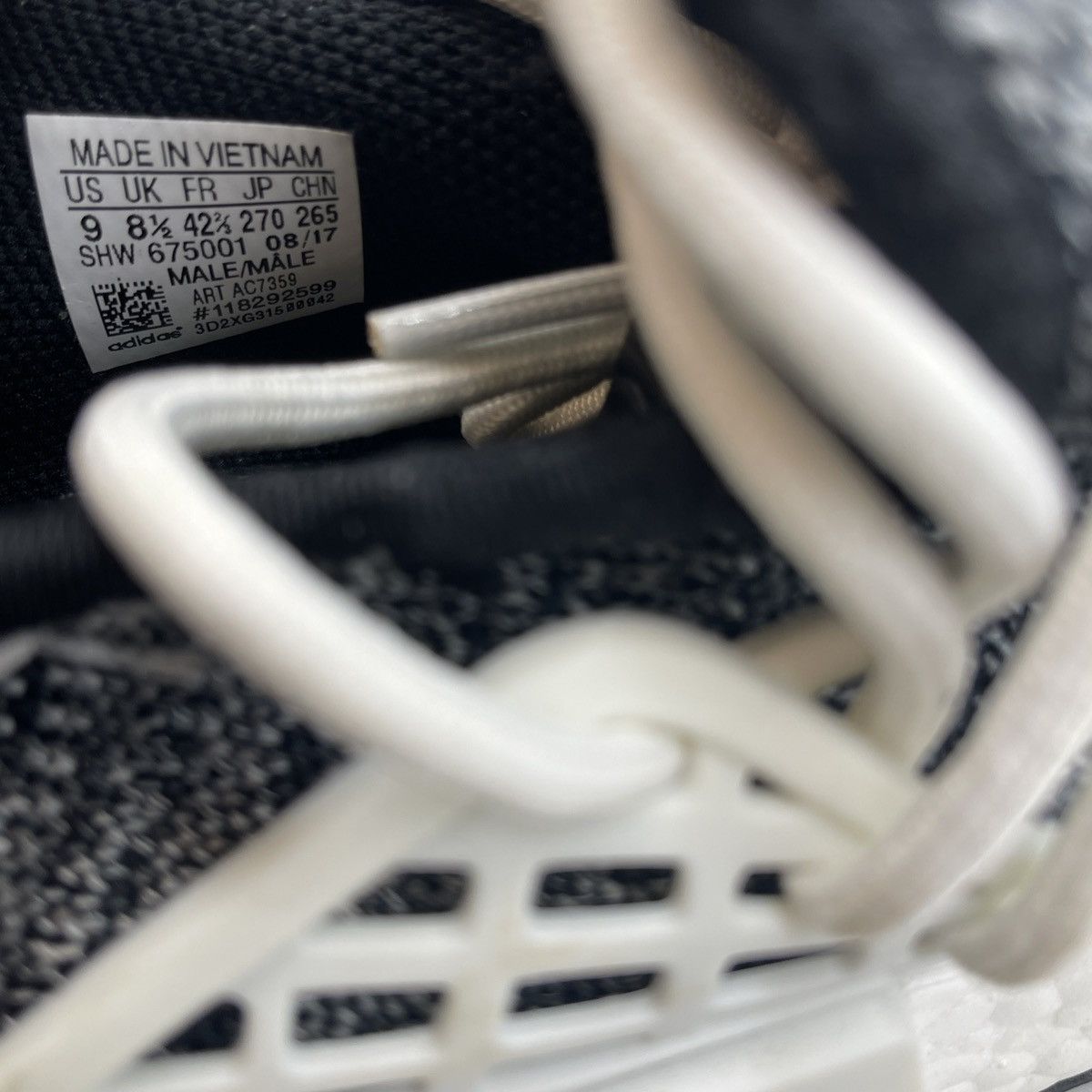 Adidas Pharrell x NHD human race trail Oreo Size US 9 / EU 42 - 8 Thumbnail