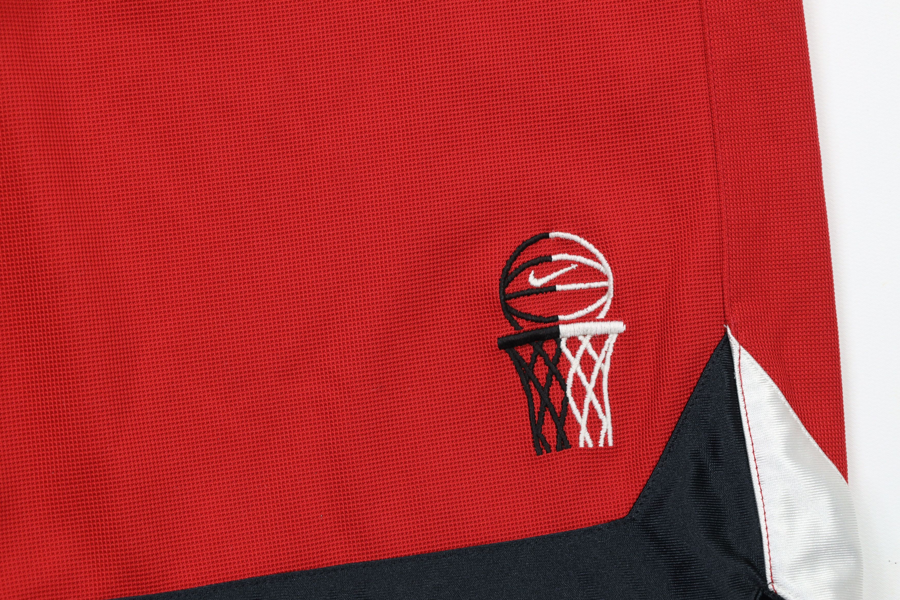 Nike × Vintage Vintage 90s Nike Mini Swoosh Reversible Basketball Shorts Size US 34 / EU 50 - 5 Thumbnail