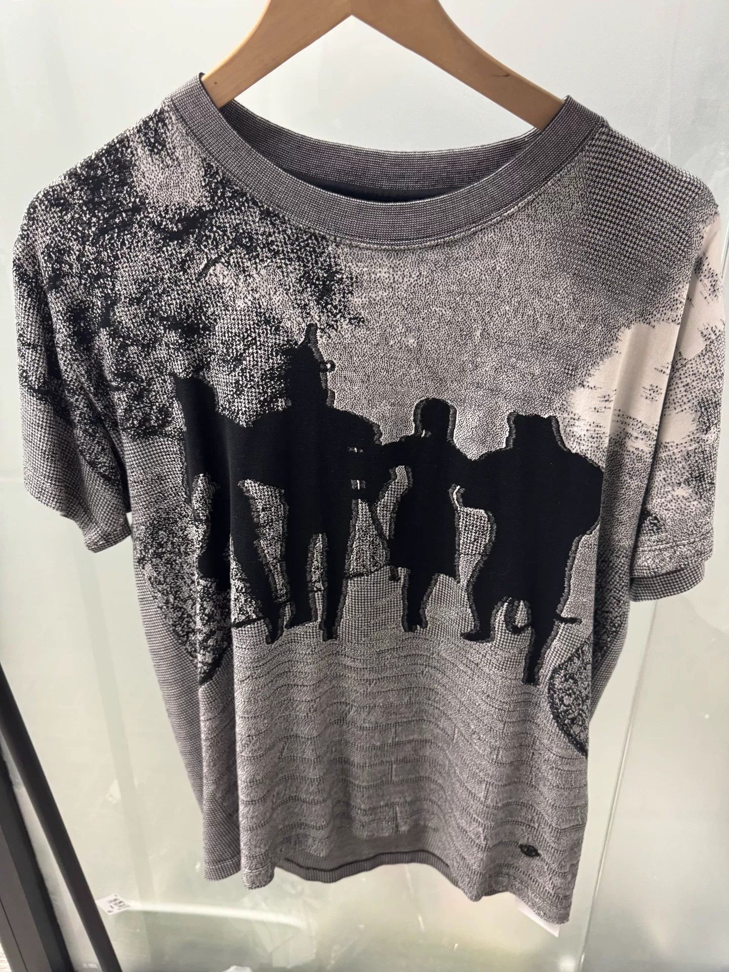 Louis Vuitton Louis Vuitton Green Wild Fairy T-Shirt Size S / US 4 / IT 40 - 1 Thumbnail
