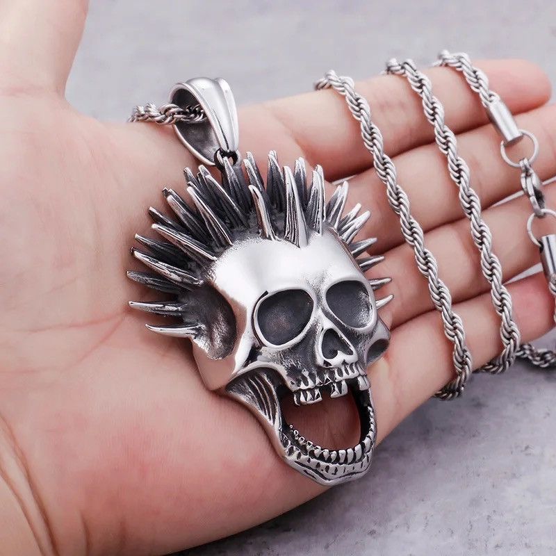 Vintage Retro Ghost Head Necklace Size ONE SIZE - 1 Thumbnail