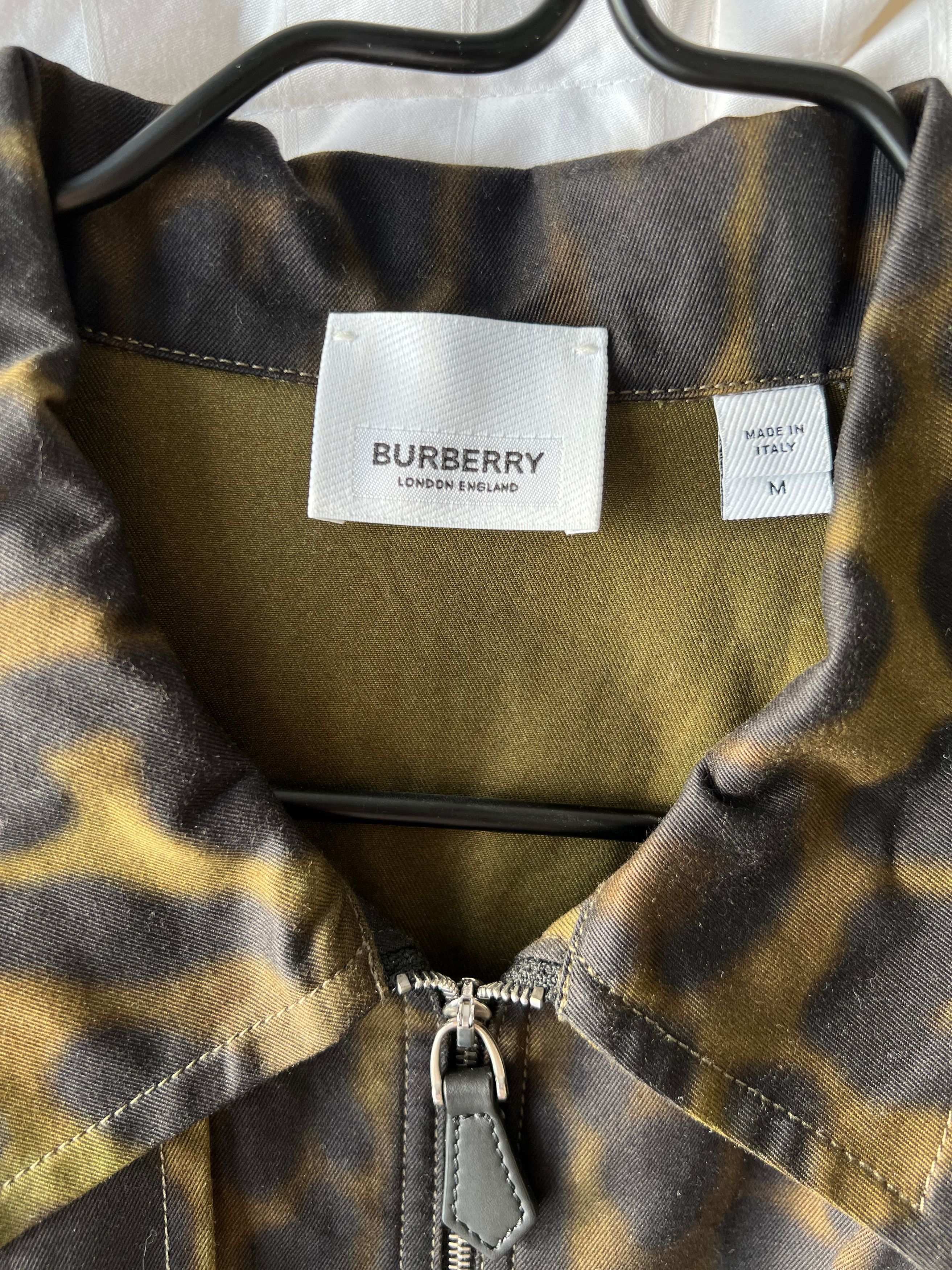 Burberry Burberry Runway Short Sleeve Leopard Print Shirt, SS19 Size US M / EU 48-50 / 2 - 7 Thumbnail