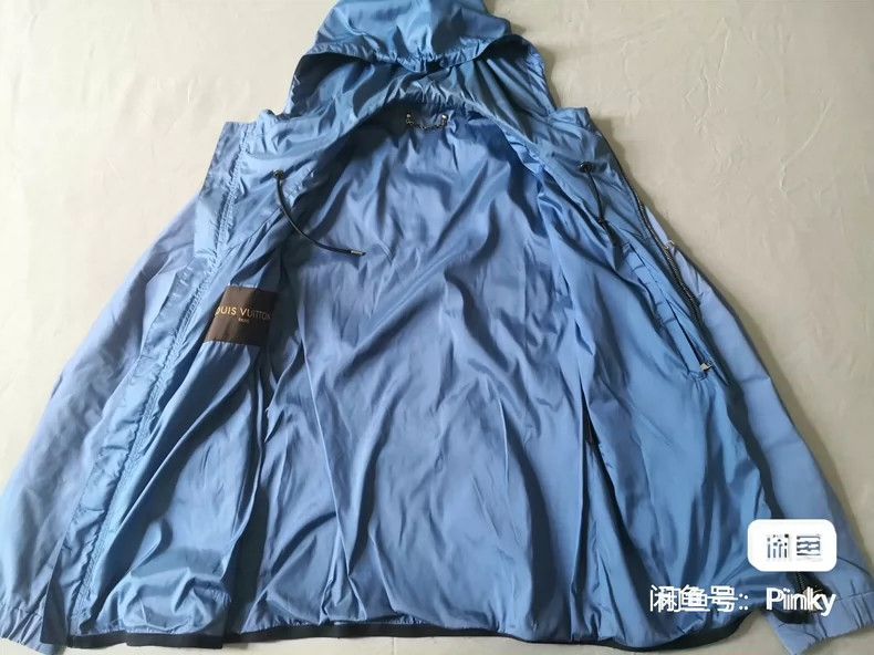 Louis Vuitton Louis Vuitton Letter logo jacket 2505-Nextarrow Size US S / EU 44-46 / 1 - 8 Thumbnail