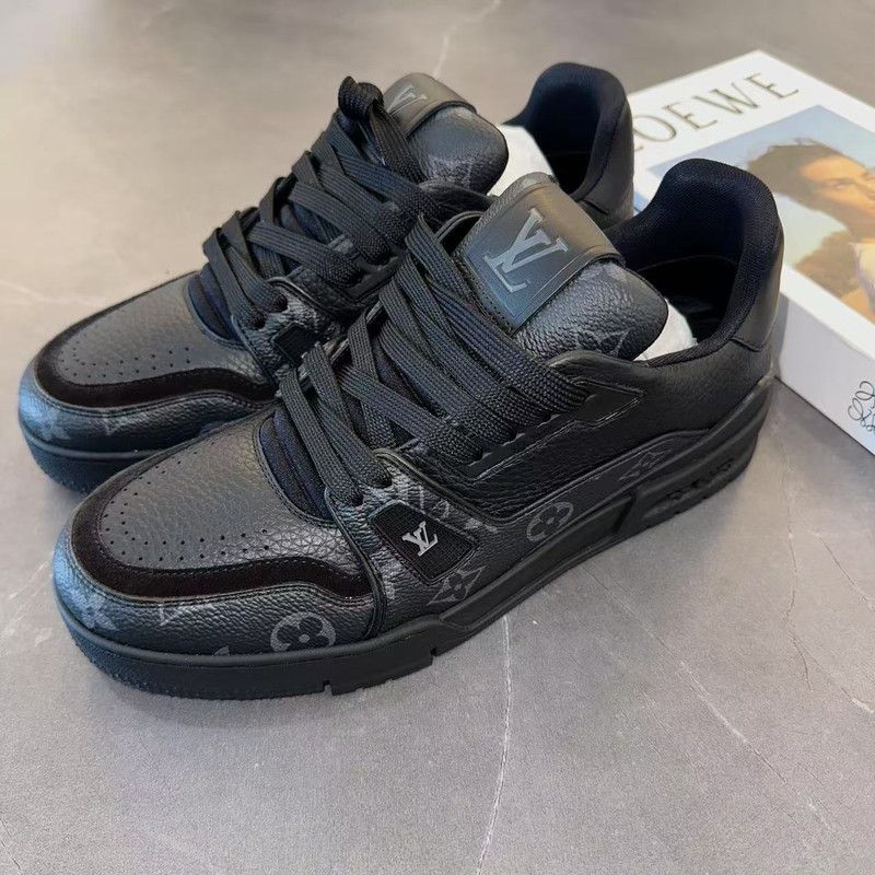 Louis Vuitton Monogram Black Low-Top Trainers 0079