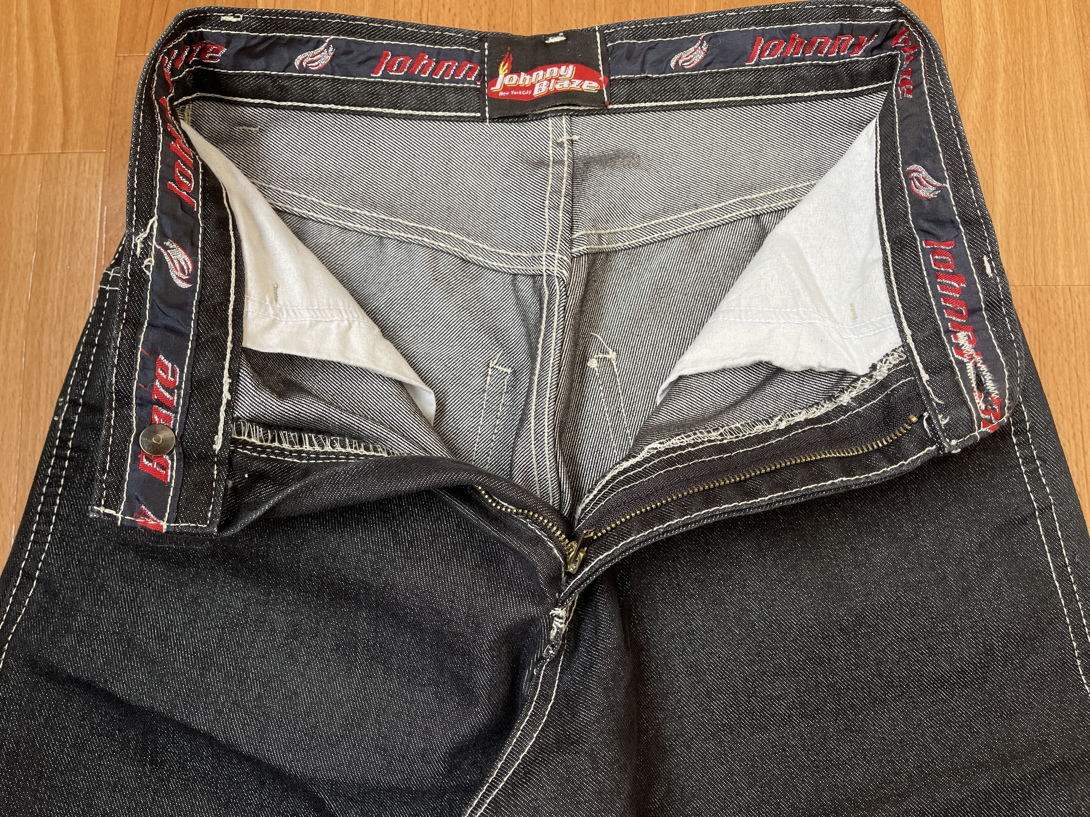 Wu-Tang Clan Johnny Blaze jeans shiny metallic silver baggy Wu Wear 26 Size US 26 / EU 42 - 13 Thumbnail