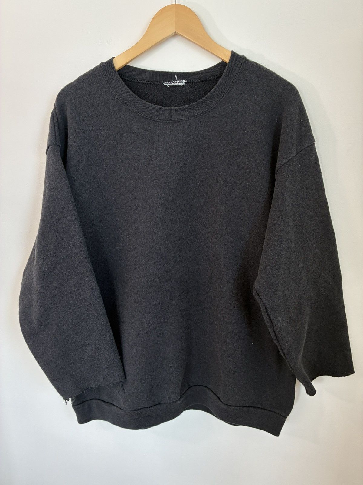 Vintage Vintage Blank Black Cut Off Oversize Fit Crewneck Size US XL / EU 56 / 4 - 1 Thumbnail