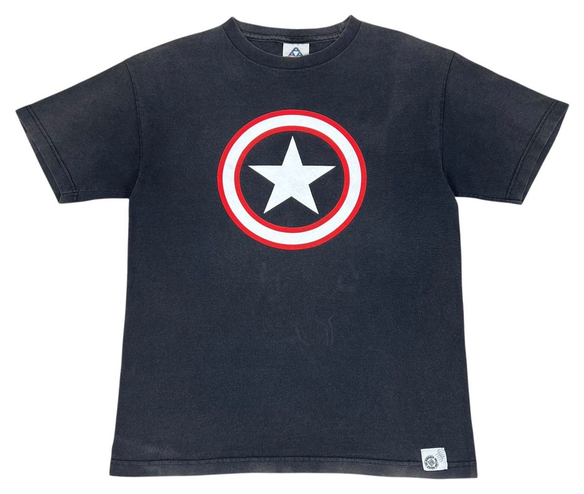 Vintage 90s Vintage Distressed Captain America Superhero Tee Size US M / EU 48-50 / 2 - 1 Thumbnail