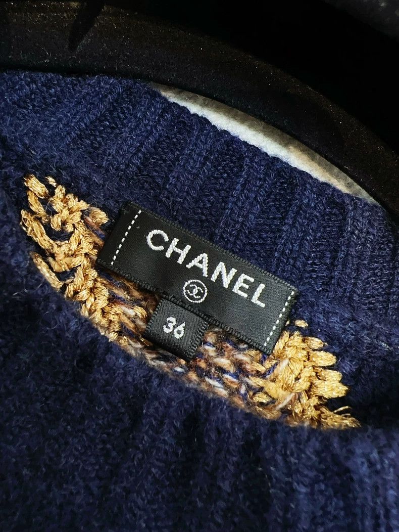 Chanel Chanel 21A Castle Series Dark Blue Cashmere Sweater Size XS / US 0-2 / IT 36-38 - 6 Thumbnail