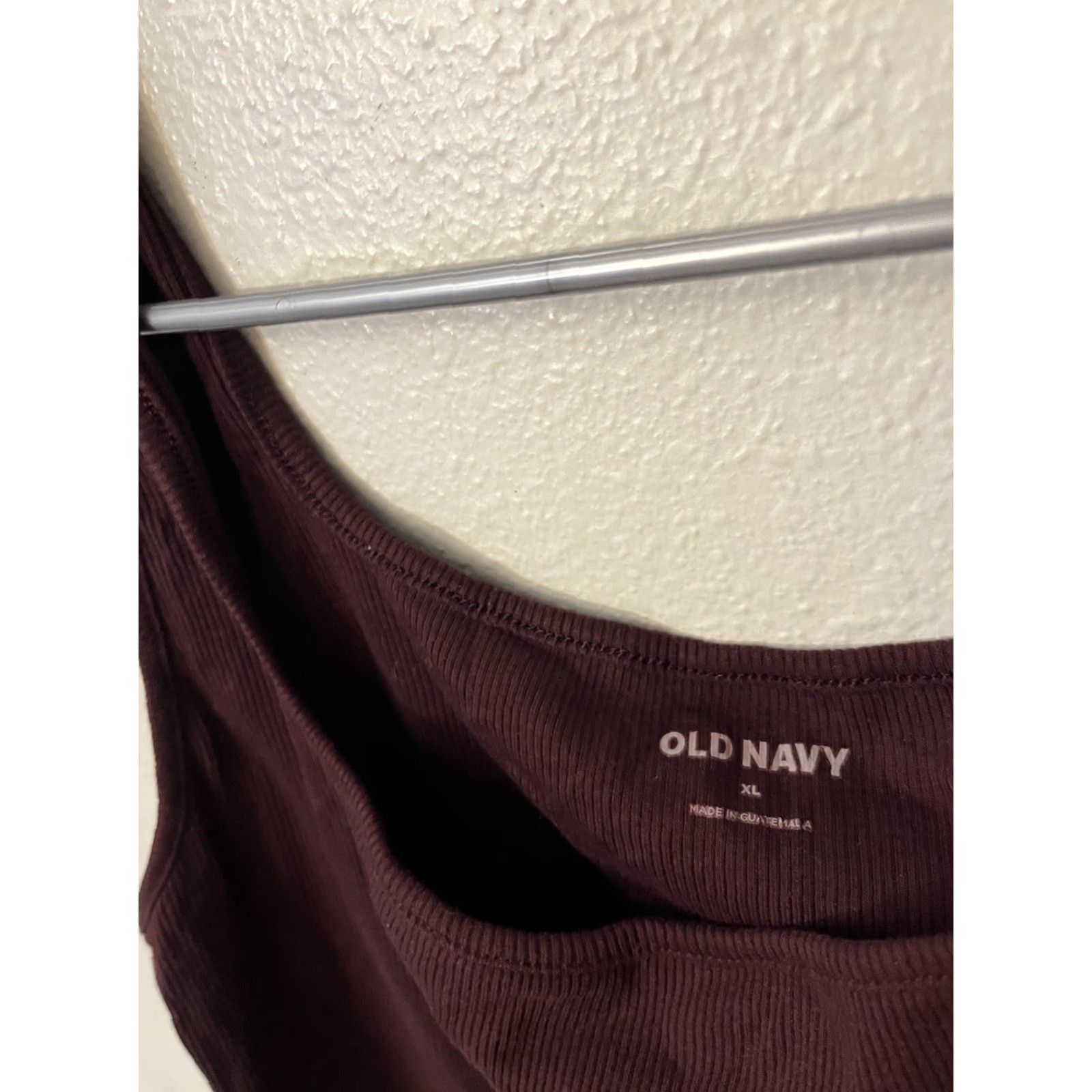 Old Navy Old Navy V-Neck Tank Top Women XL Maroon Cotton Slim Size XL / US 12-14 / IT 48-50 - 2 Thumbnail