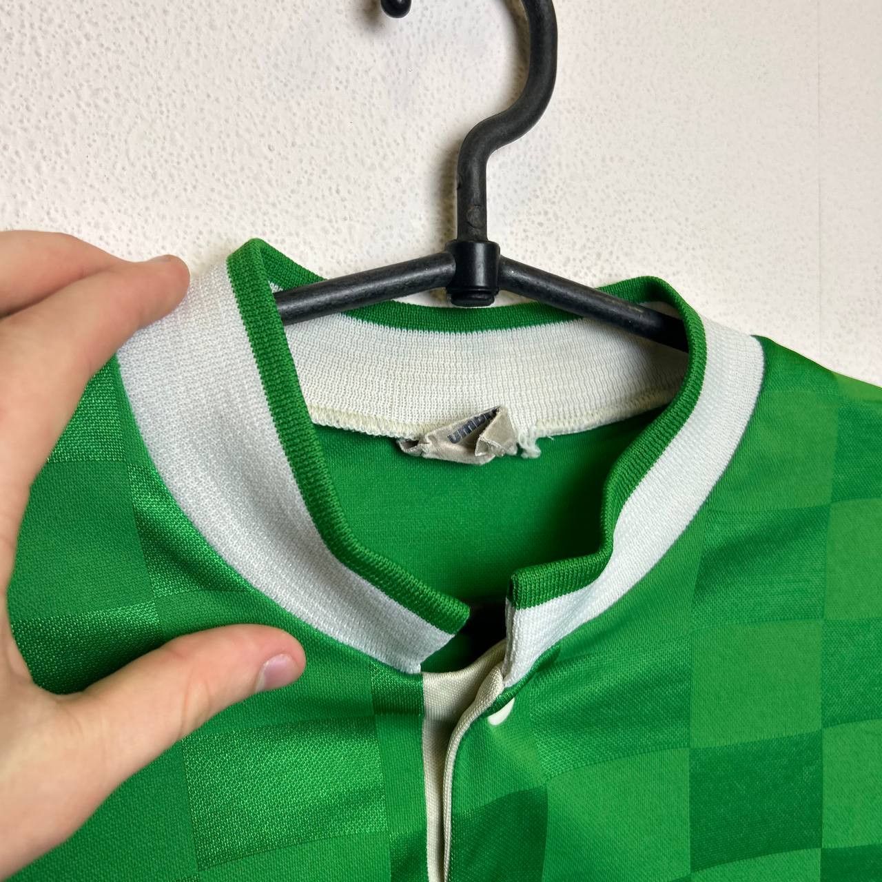 Umbro Vintage 90s Umbro basic rare soccer jersey longsleeve Size US L / EU 52-54 / 3 - 4 Thumbnail