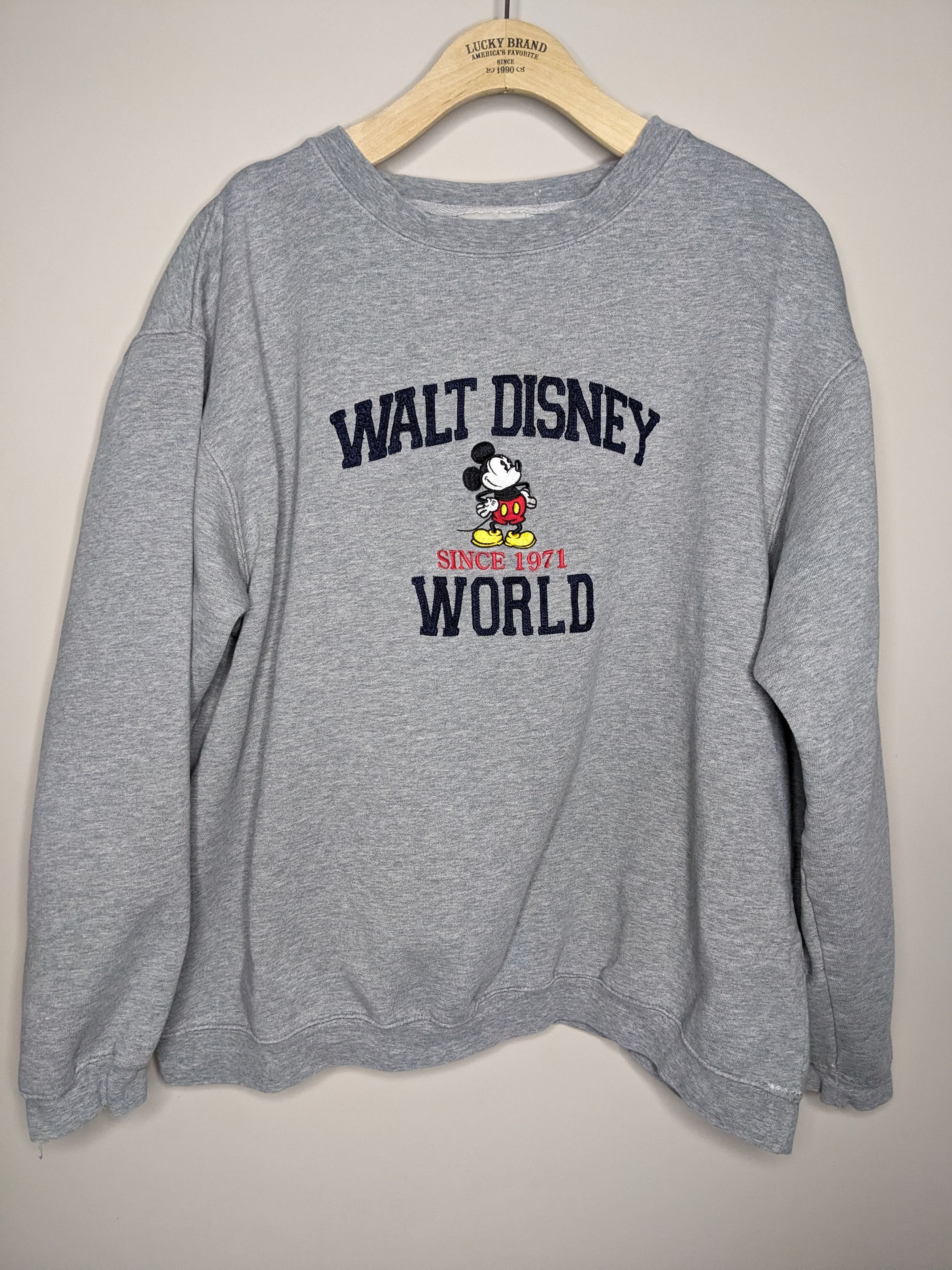 Disney VTG 90s Walt Disney World Mickey Mouse Sweater Fleece Sz XL Size US XL / EU 56 / 4 - 1 Thumbnail