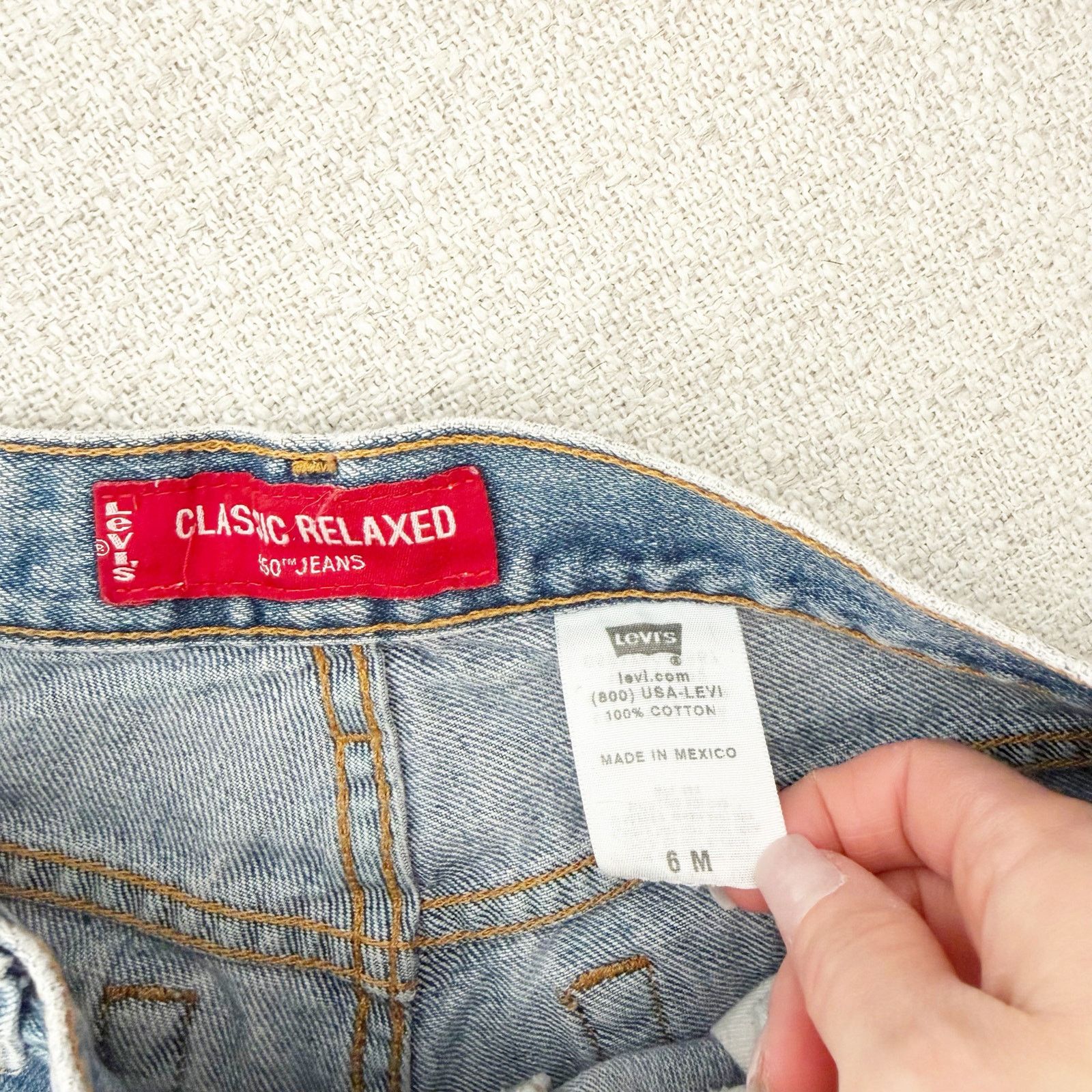 Levi's Vintage Levis 550 High Waisted Mom Jeans Sz 6 Size 28" / US 6 / IT 42 - 2 Thumbnail