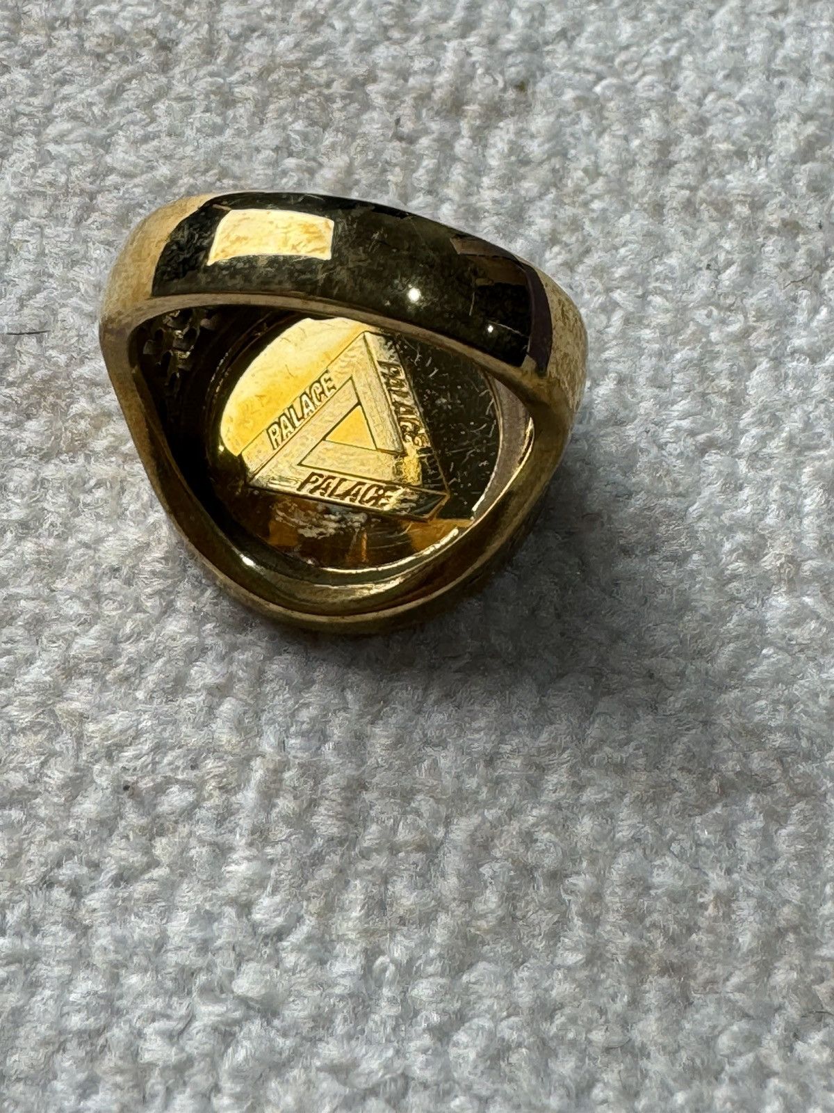 Palace We are 1 sovereign ring Size ONE SIZE - 5 Thumbnail