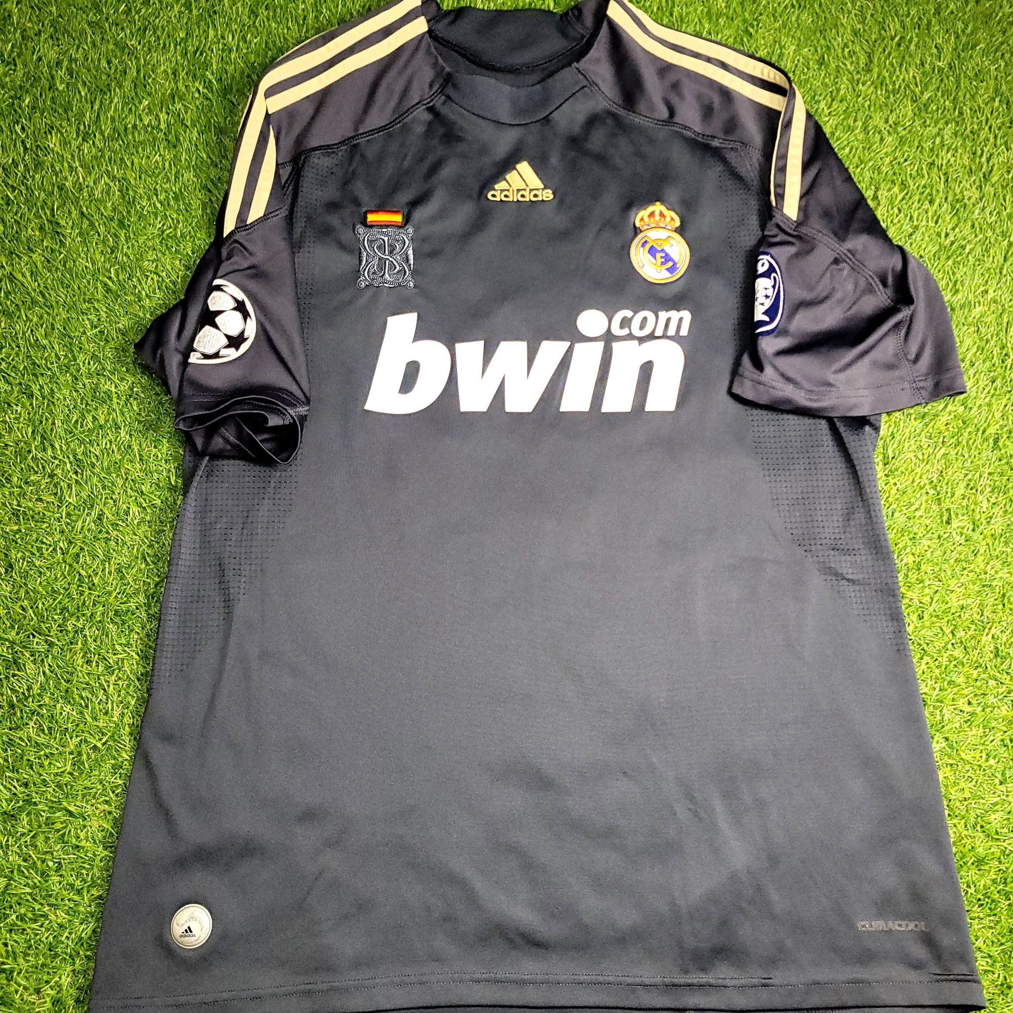Adidas Ronaldo Real Madrid 2009 2010 DEBUT Third Soccer Jersey L Size US L / EU 52-54 / 3 - 2 Thumbnail