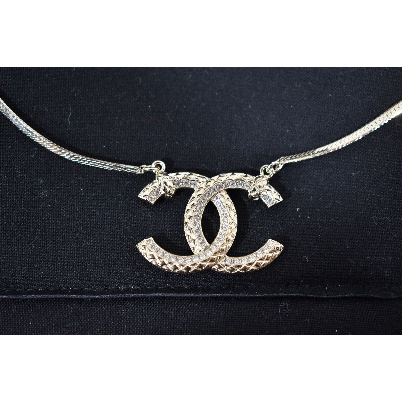 Chanel Chanel 22S Gold Metal Crystal Chain Pendant Choker Necklace Size ONE SIZE - 7 Thumbnail
