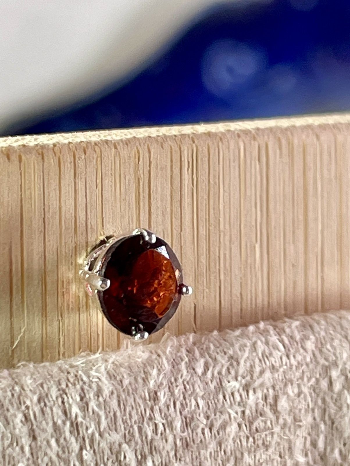 Other Genuine 2CT GARNET EARRINGS. Silver 925 Size ONE SIZE - 5 Thumbnail