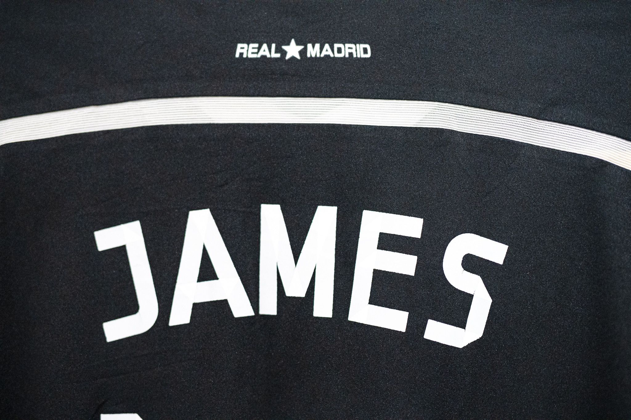 Yohji Yamamoto Real Madrid X Yohji Yamamoto 2014 Kit Rodriguez James Size US M / EU 48-50 / 2 - 8 Thumbnail