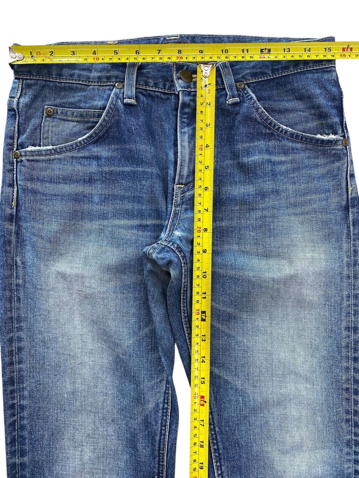 Lee Lee Riders Light Blue Wash Whiskered Style Skinny Leg Jeans Size US 31 - 6 Thumbnail