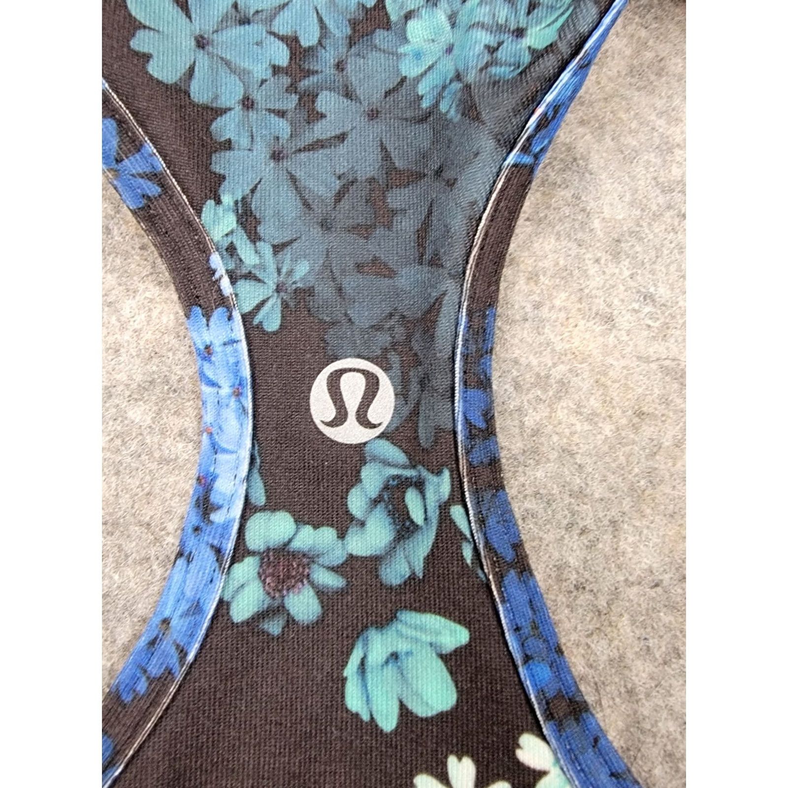 Lululemon Lululemon Tank Top Shirt Athletic Floral Racerback Black Size 4 Women Size S / US 4 / IT 40 - 3 Thumbnail