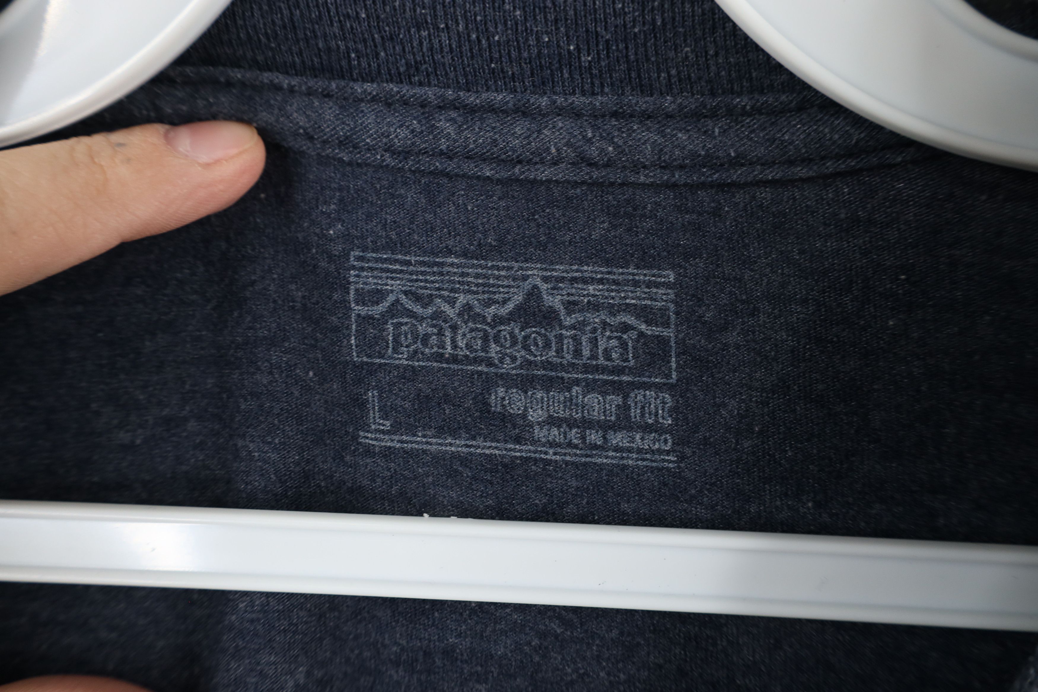 Patagonia × Vintage Vintage Patagonia Spell Out Buffalo Long Sleeve T-Shirt Blue Size US L / EU 52-54 / 3 - 5 Thumbnail