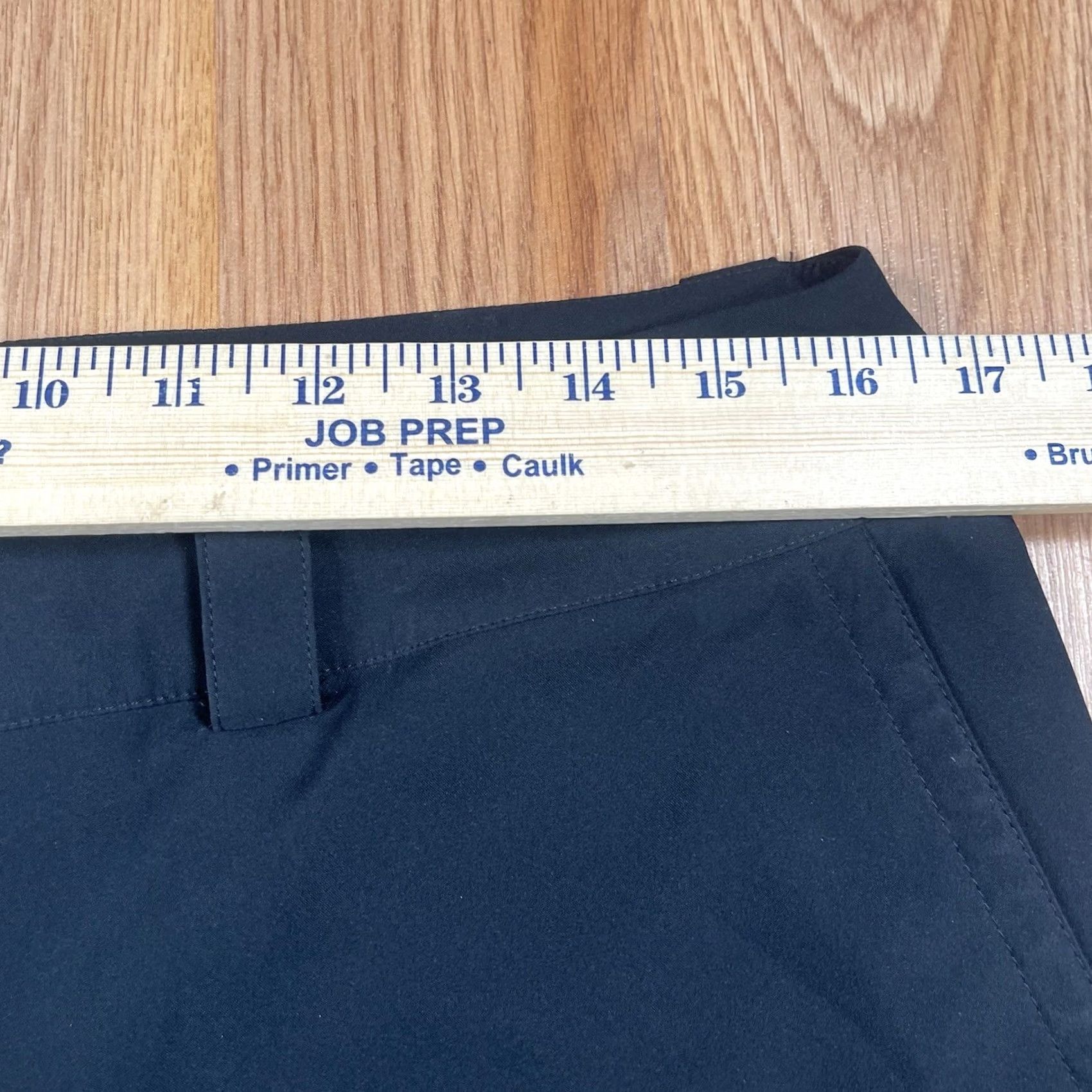 Nike Nike Golf Skort Womens M Medium Dri-Fit Black Pull-on Zipper Pocket Above Knee Skort Women Nike Golf Skort Black M Medium Dri-Fit Pockets Above Knee Size 32" / US 10 / IT 46 - 4 Thumbnail