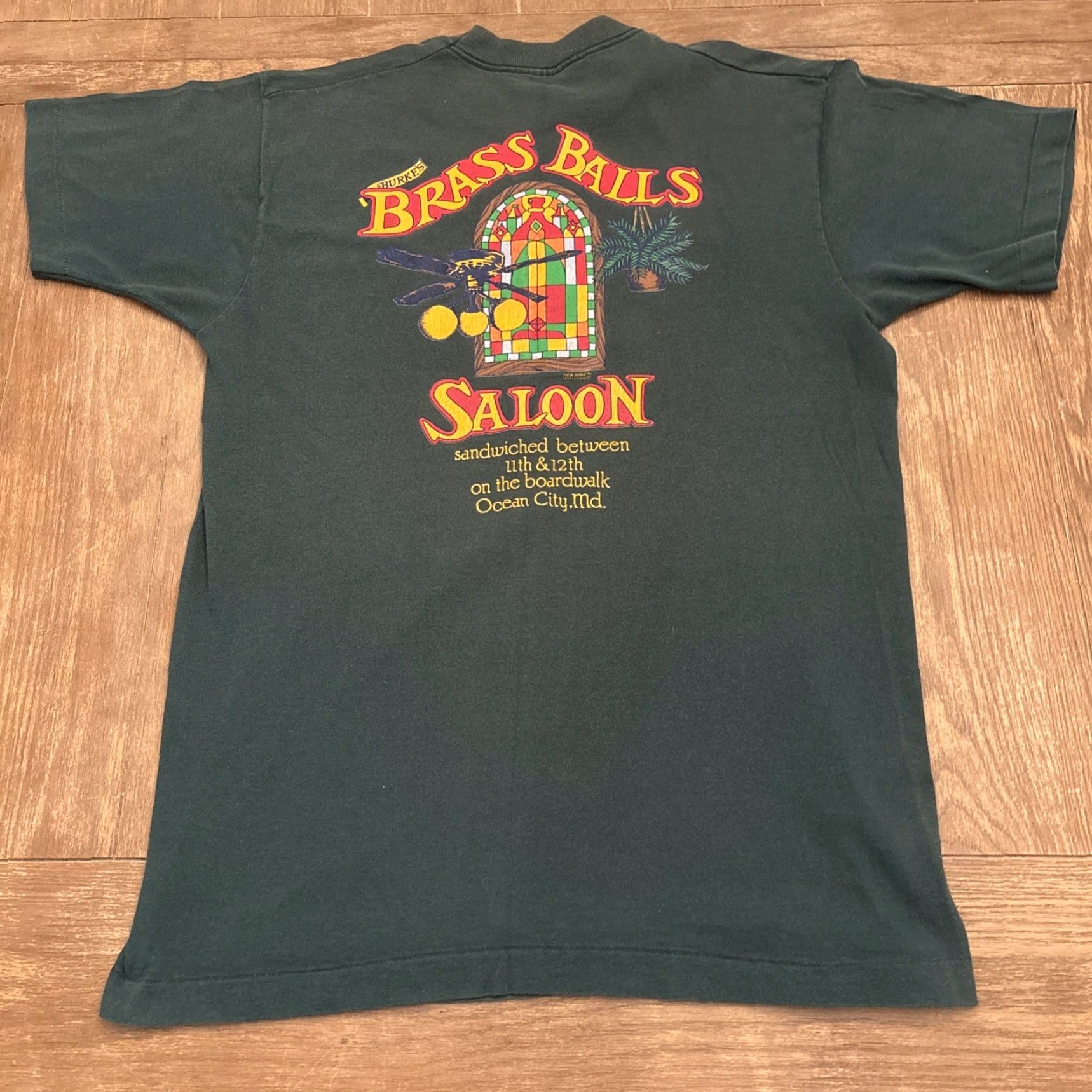 Fruit Of The Loom VINTAGE Brass Balls Saloon T-Shirt Ocean City MD | Adult Regular Short Sleeve Green Size L Mens Shirt Summer Beach Boardwalk 90s Theme Size US L / EU 52-54 / 3 - 6 Thumbnail