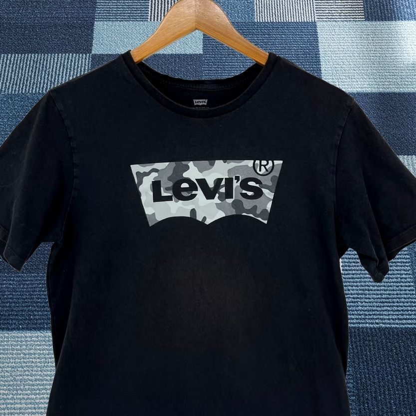 Levi's Levi's T-Shirt Men's M Black Camouflage Logo Short Sleeve Crew Neck Cotton Size US M / EU 48-50 / 2 - 1 Thumbnail