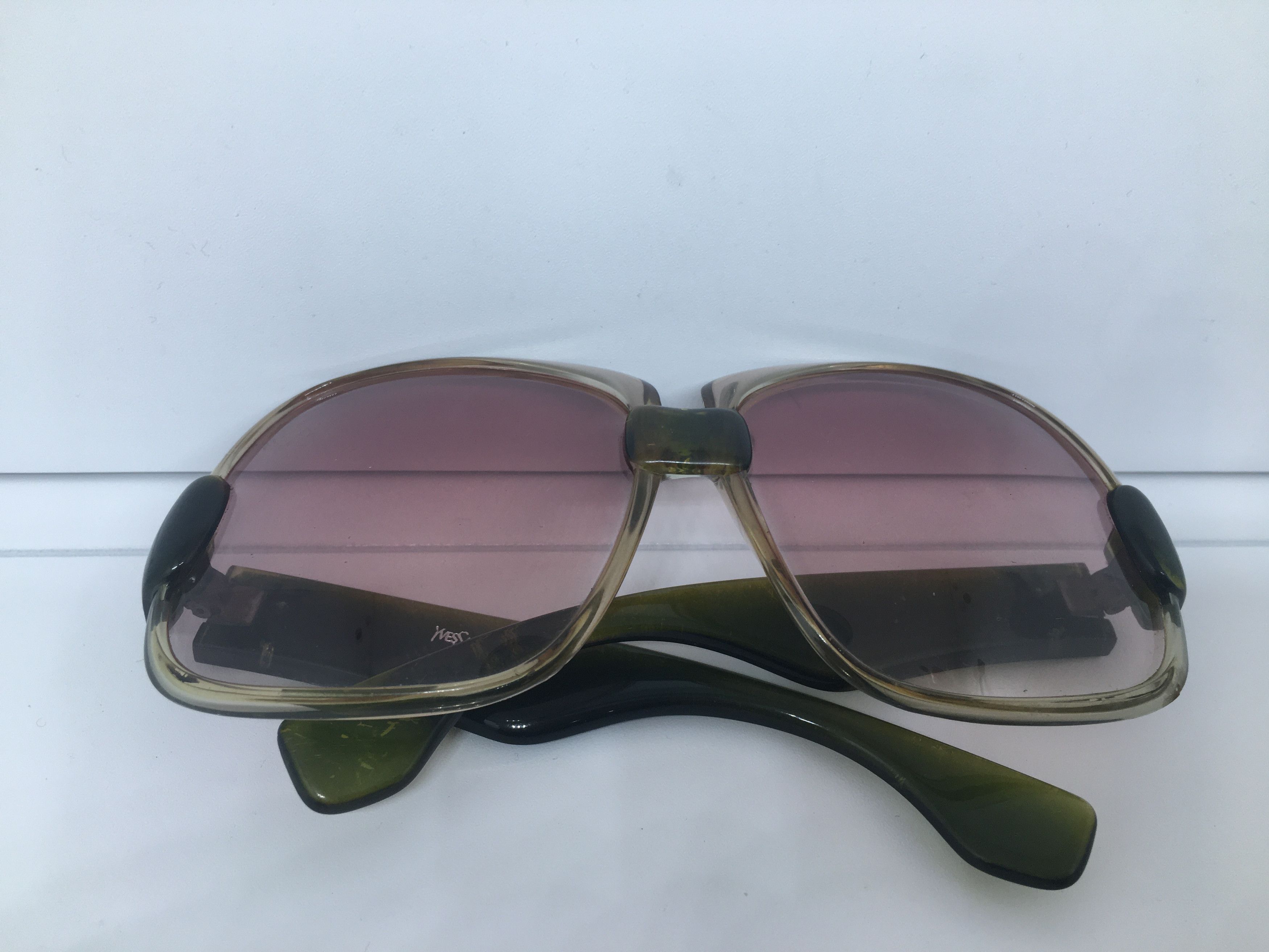 Yves Saint Laurent Vintage Yves Saint Laurent 545 Diva Sunglasses France Size ONE SIZE - 7 Thumbnail