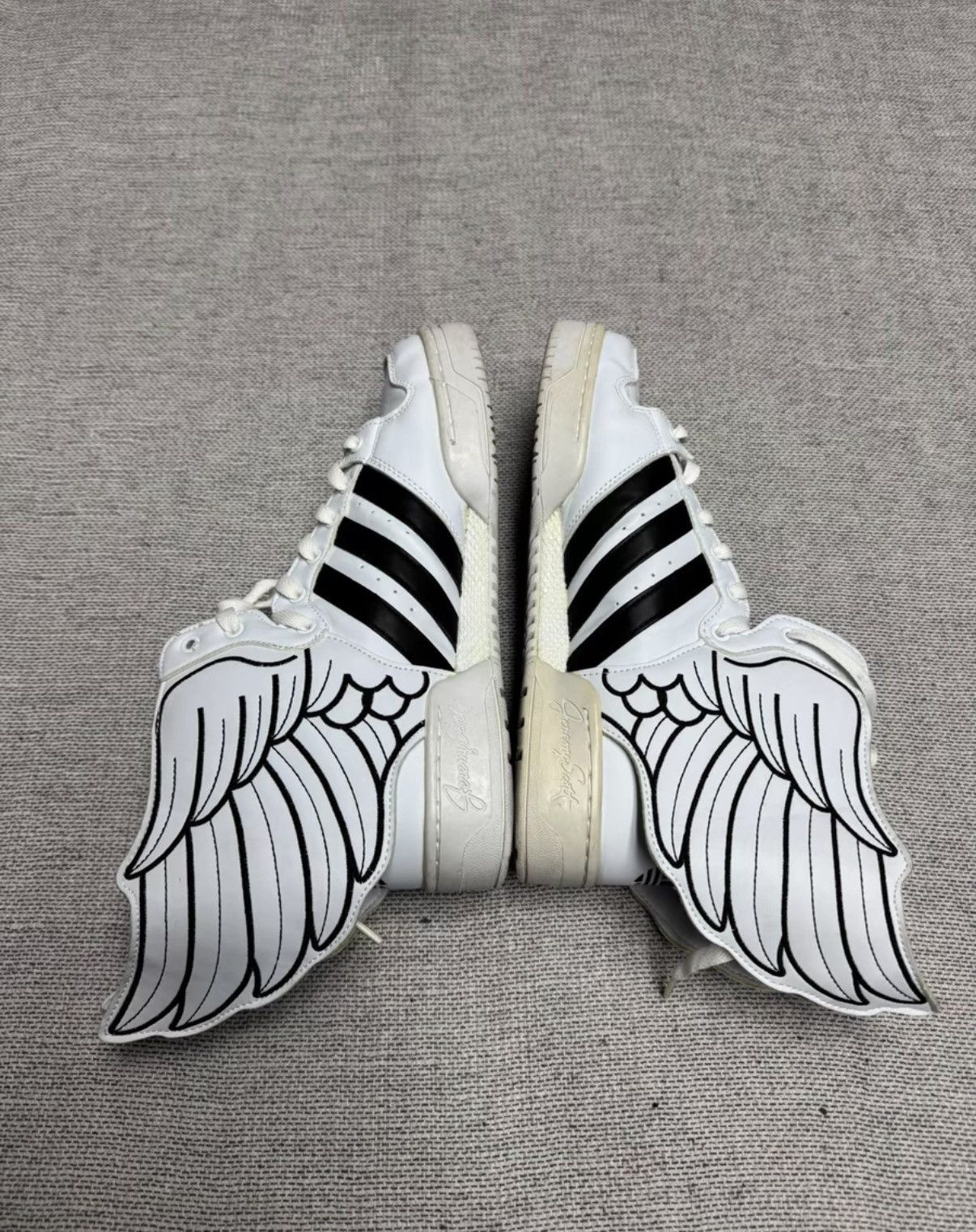 Adidas Adidas Jeremy Scott Wings 2.0 Pure White K37 Size US 9.5 / EU 42-43 - 6 Thumbnail