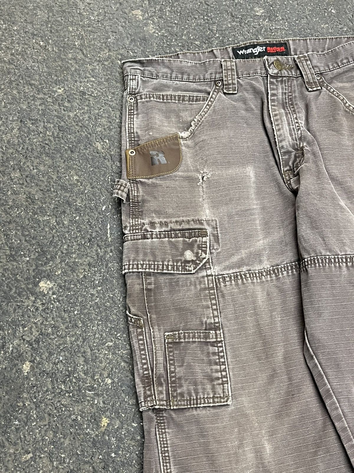 Carhartt × Vintage Carhartt cargo style Mocha brown workwear pants skater hype Size US 34 / EU 50 - 4 Thumbnail