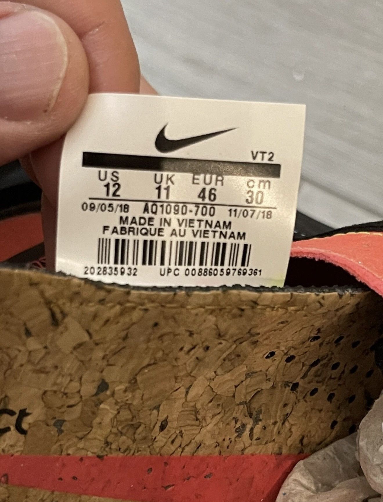 Nike Nike React Element 87 Hyper Fusion Green Pink Black Sz 12 Size US 12 / EU 45 - 10 Thumbnail
