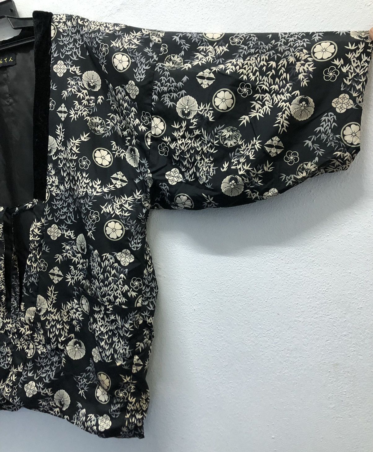 Japanese Brand × Vintage Vintage Japanese Brand Kimono Size US L / EU 52-54 / 3 - 3 Thumbnail