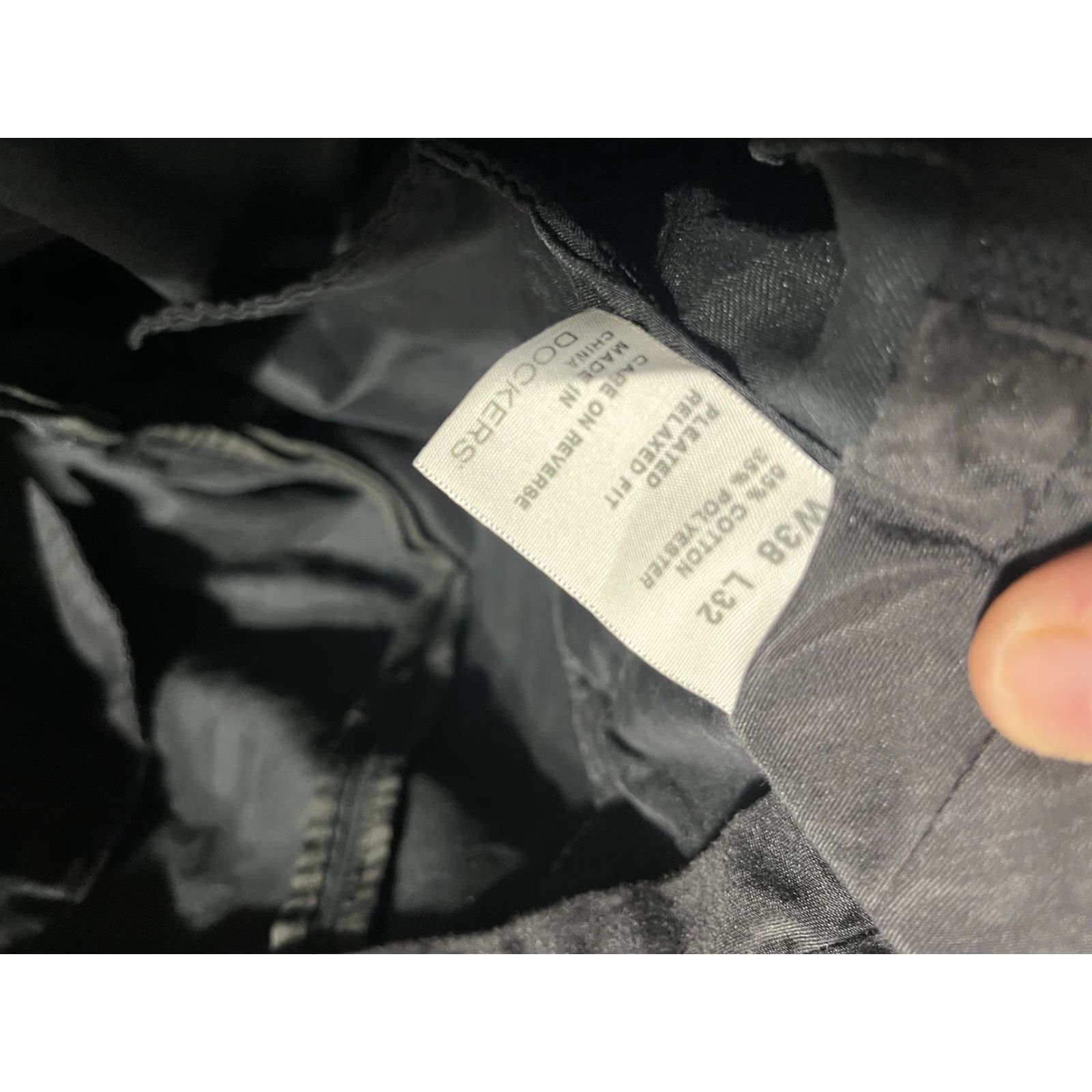 Dockers Dockers Pants Men's 38x32 Relaxed Fit Black Chino Pleated 90s Army Apple Style Distress Dockers D4 Size US 38 / EU 54 - 6 Thumbnail
