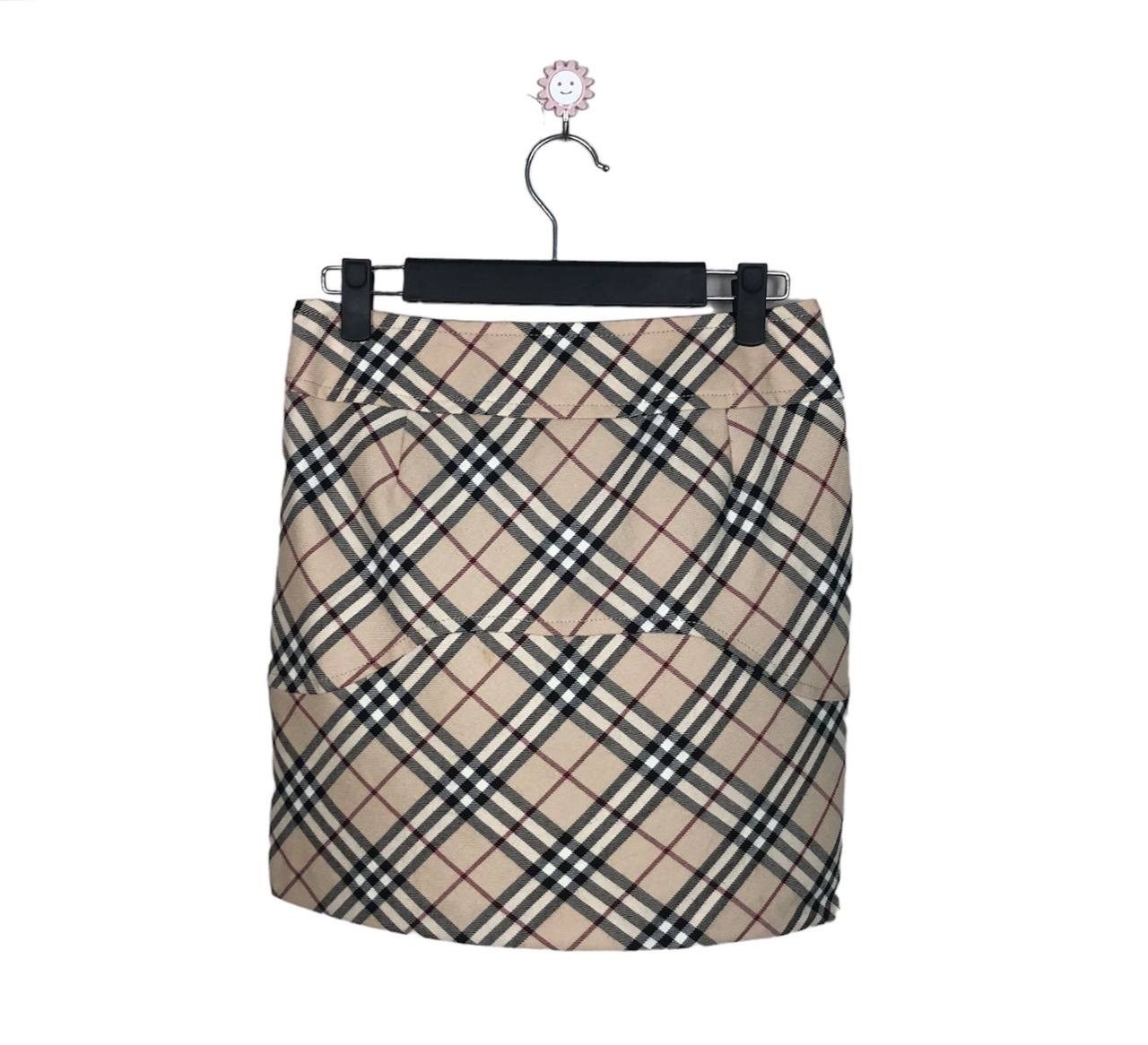 Burberry Vintage Burberry Nova Check Beige Plaid Mini Skirt Size 27" / US 4 / IT 40 - 2 Thumbnail