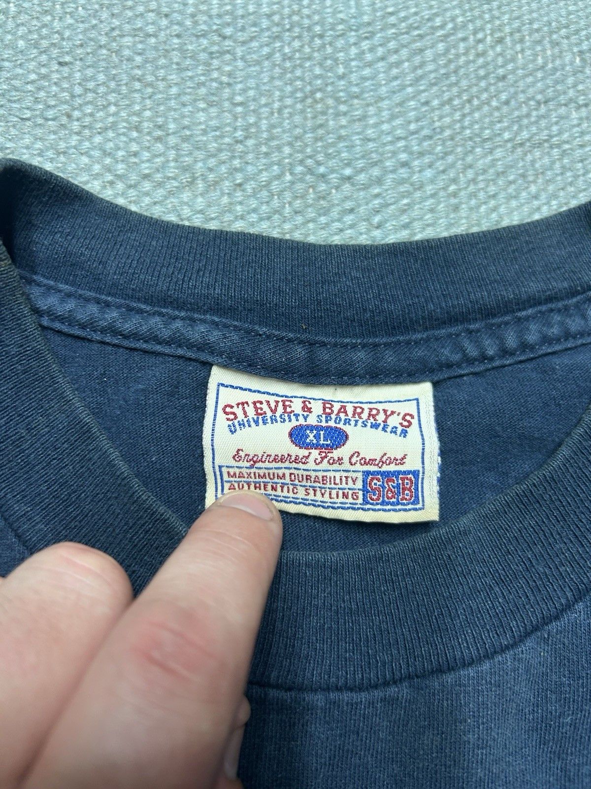 Vintage VTG y2k graphic t shirt New York Steve and Barry’s faded XL Size US XL / EU 56 / 4 - 5 Thumbnail