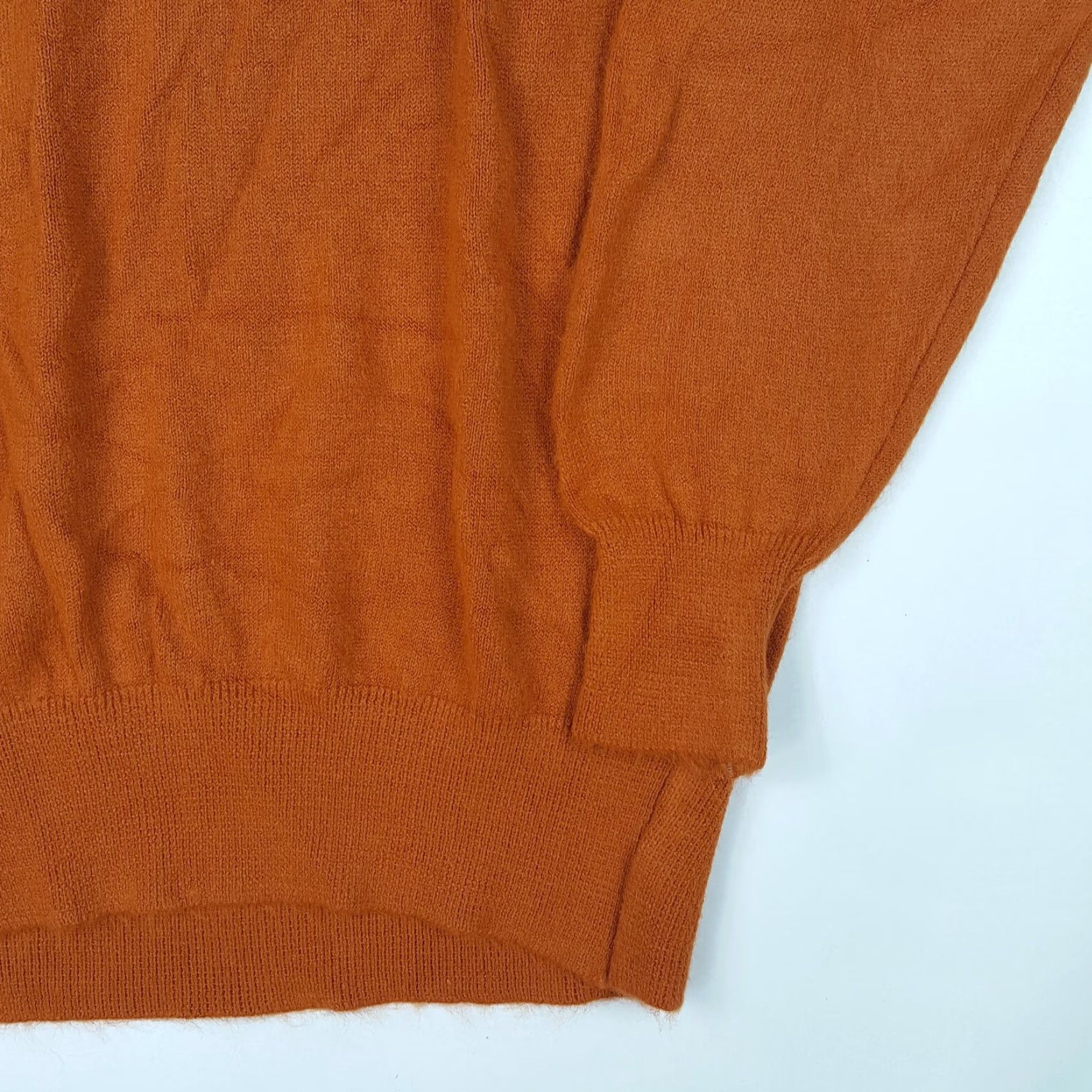 Vintage VINTAGE Antigua Burnt Orange Women's Size M Pullover Knit Sweater 80s 90s Casual Winter Ski Orange Womens Reg Knit Size M / US 6-8 / IT 42-44 - 3 Thumbnail