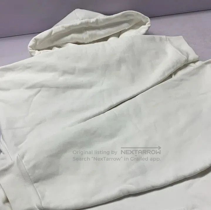 Balenciaga Balenciaga Political Campaign Logo Hoodie. Size US M / EU 48-50 / 2 - 6 Thumbnail