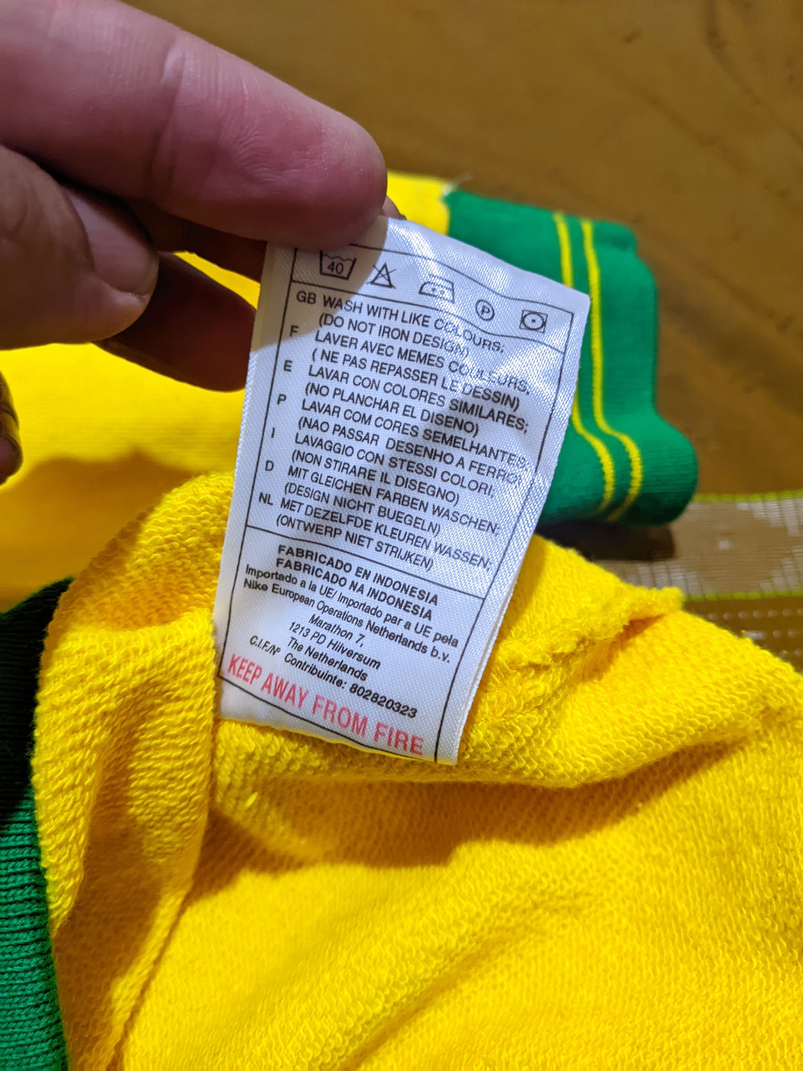 Nike BRAZIL 1998 TRAINING SIZE L SWEATSHIRT TRACKSUIT JACKET Size US L / EU 52-54 / 3 - 3 Thumbnail