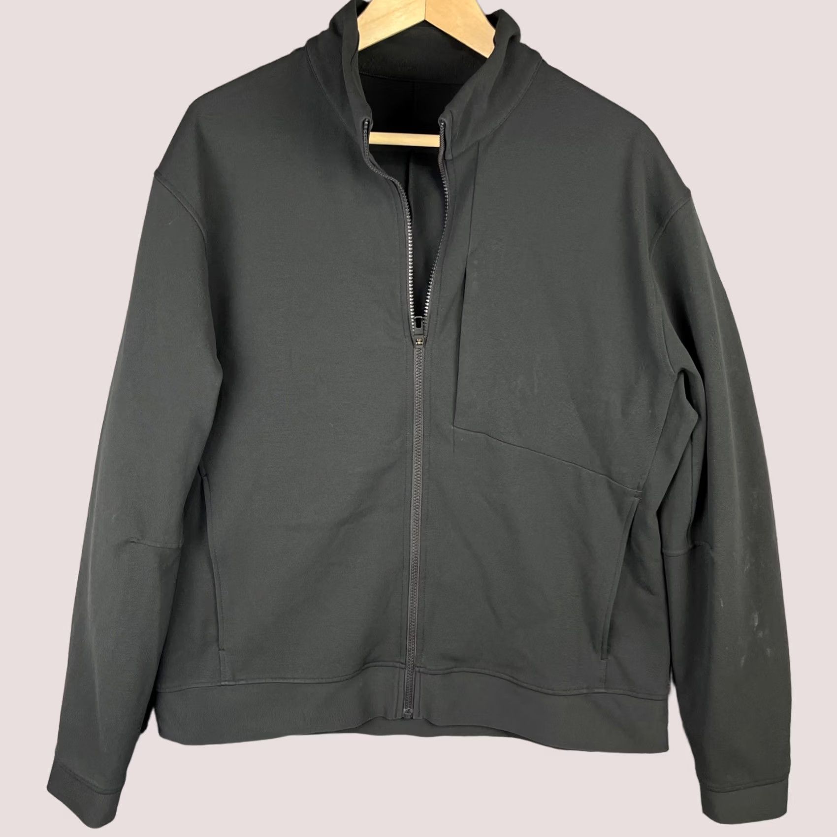 Lululemon Lululemon Sojourn Jacket Mens 2XL Black Performance Stretch Full Zip Active Shirt Size US XXL / EU 58 / 5 - 1 Thumbnail