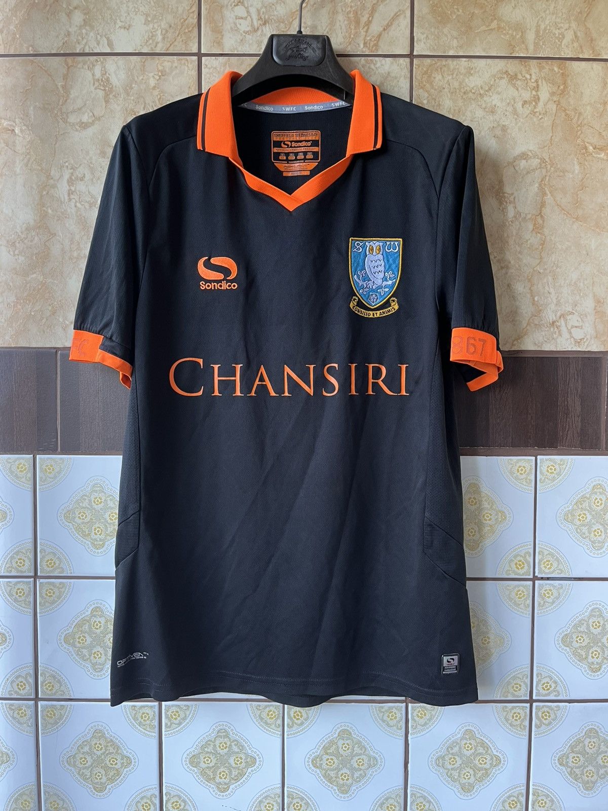 Macron Sondico Sheffield Wednesday 2016/2016 away soccer jersey Size US S / EU 44-46 / 1 - 1 Thumbnail