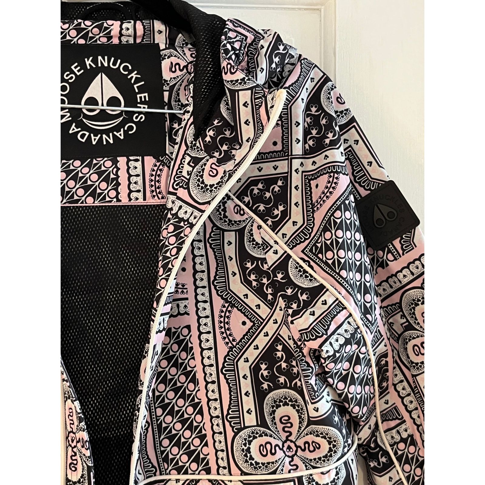 Moose Knuckles NWT Moose Knuckles Girls Pink Print Windbreaker | Size M Size S / US 4 / IT 40 - 5 Thumbnail