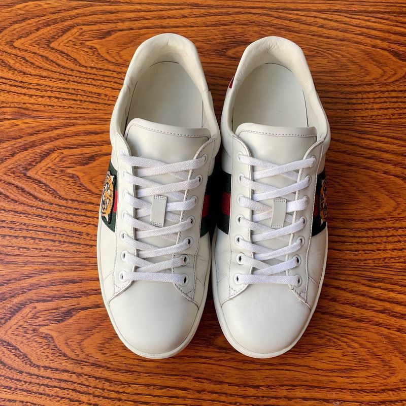 Gucci Ace Tiger Embroidery Low-Top Sneakers