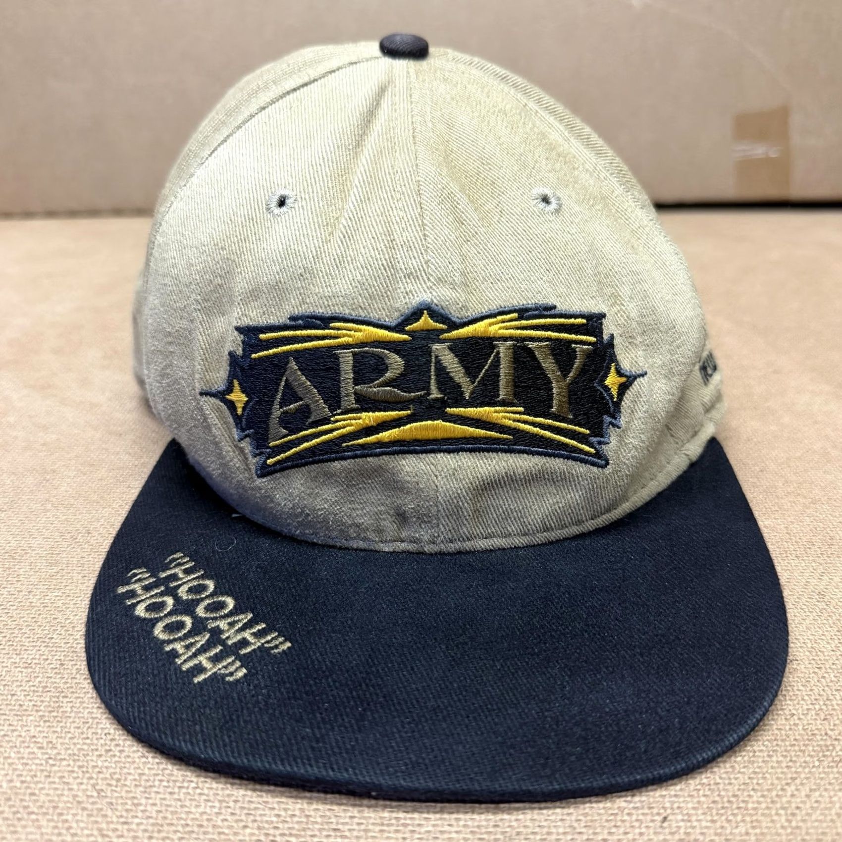 New Era VINTAGE New Era Army strap back baseball cap Mens One Size Beige Twill HOOAH 90s, Army, Patriotic, Adjustable, Casual Size ONE SIZE - 2 Thumbnail