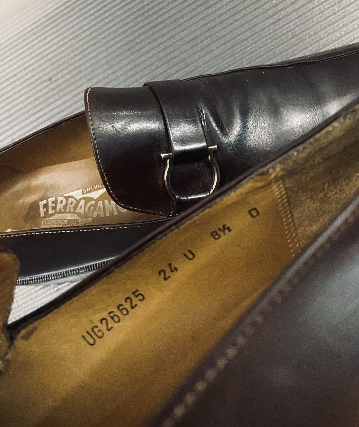 Salvatore Ferragamo Ferragamo 🇮🇹 dk brown leather brass gancini loafer 8.5 NEW Size US 8.5 / EU 41-42 - 3 Thumbnail