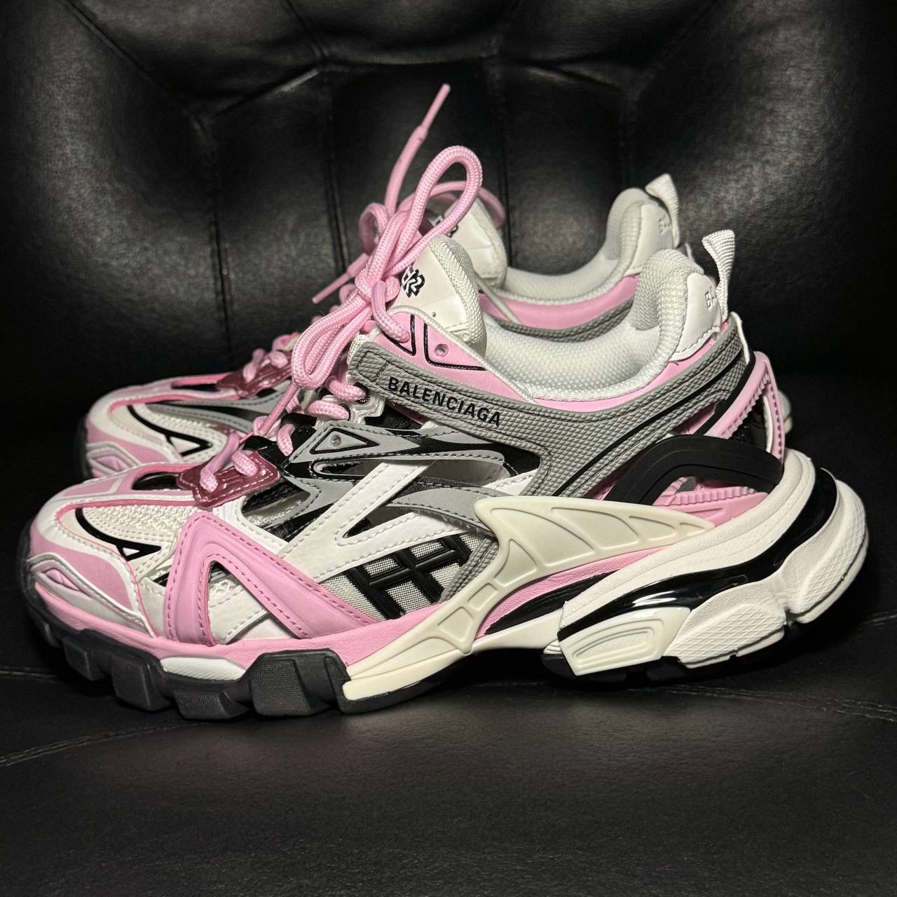 Balenciaga 36 37 Balenciaga track 2 sneakers new Size US 7 / IT 37 - 3 Thumbnail