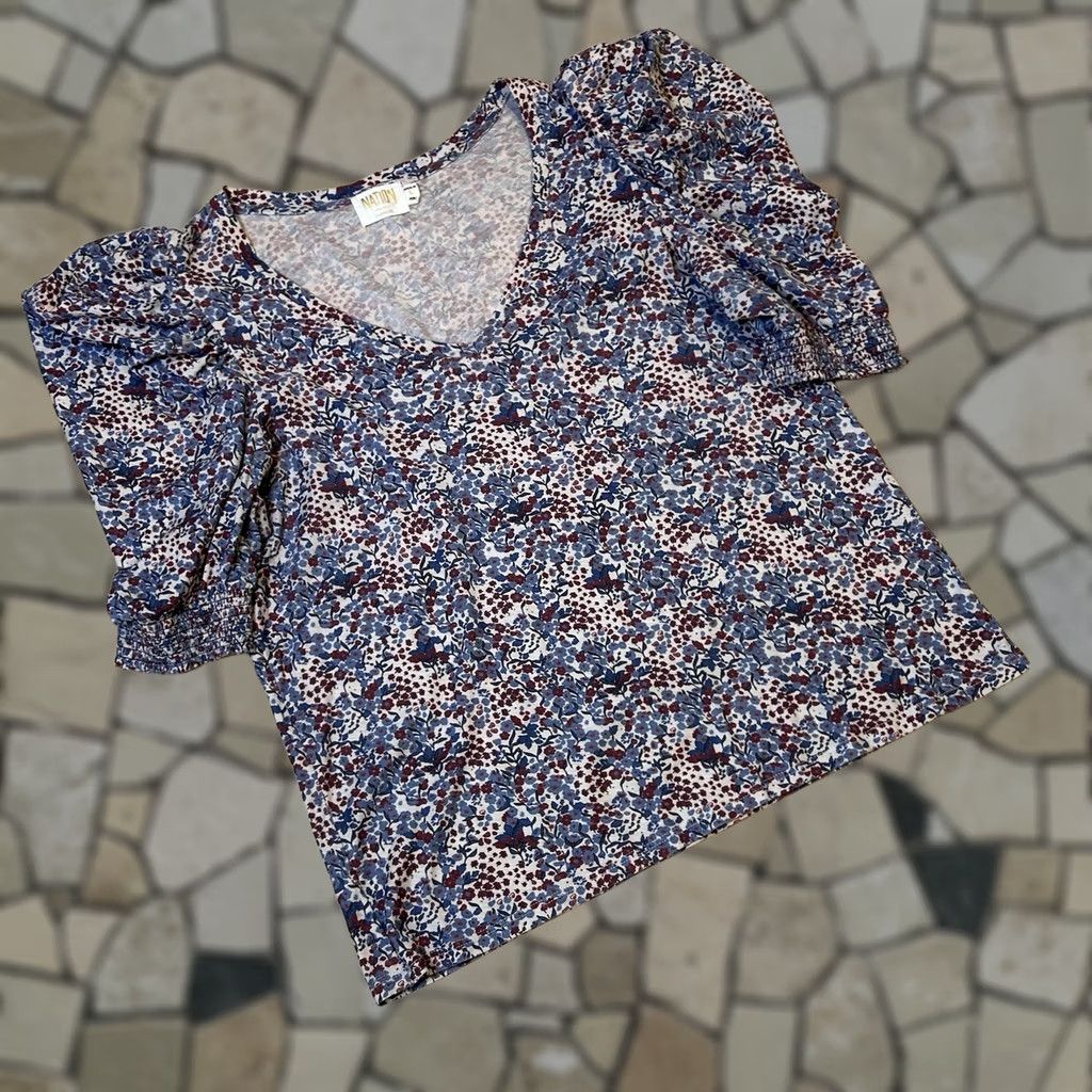 Nation LTD Nation LTD V-Neck Floral Tee Puff Short Sleeve Women’s Large Size 36" / US 14 / IT 50 - 1 Thumbnail