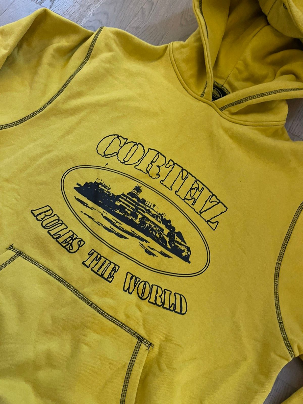 Corteiz CORTEIZ hoodie sizes shown in photos BY REAL TAPE MEASURE Size US M / EU 48-50 / 2 - 2 Preview