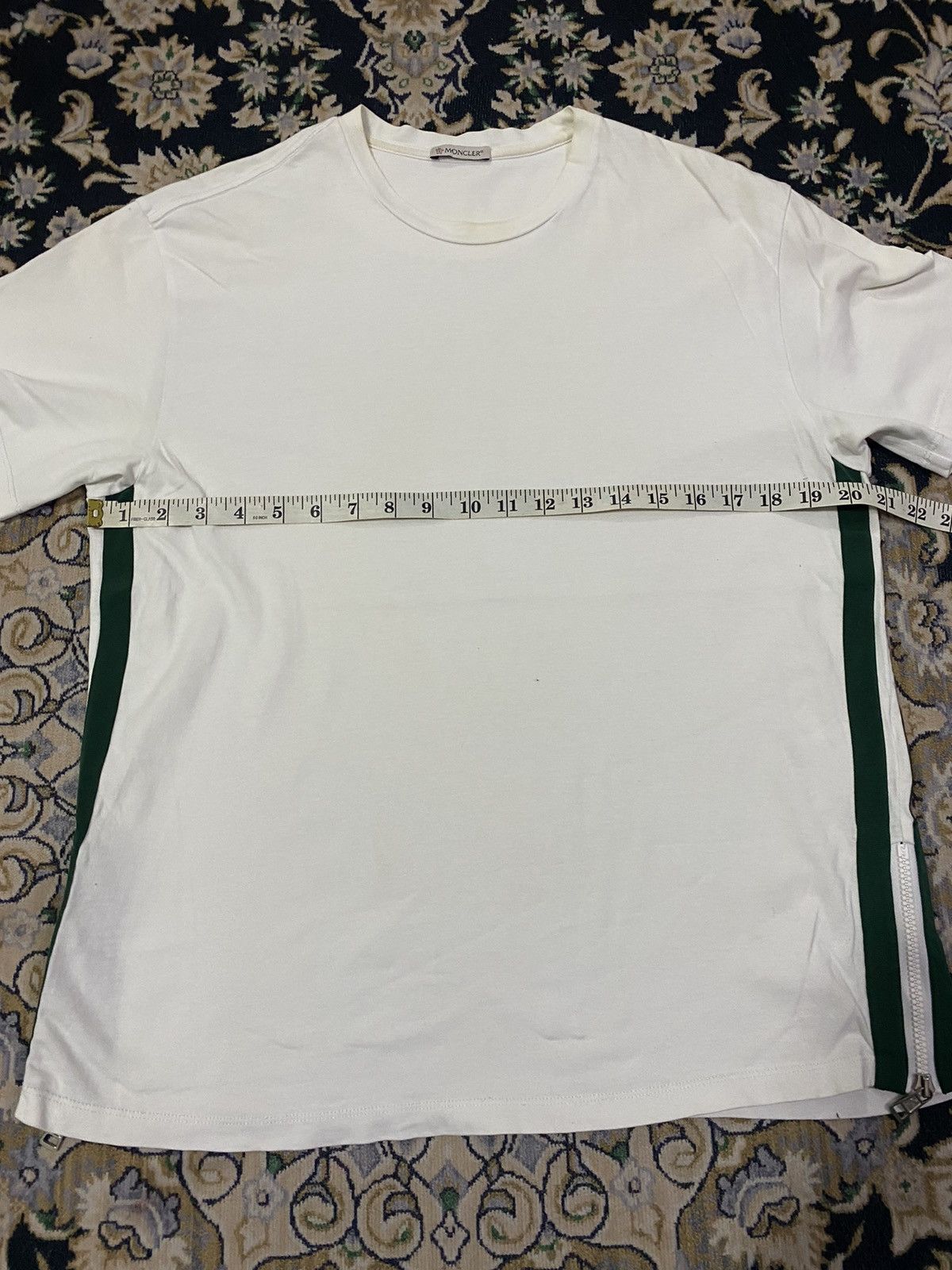 Moncler Moncler tee green stripe Size US M / EU 48-50 / 2 - 13 Thumbnail