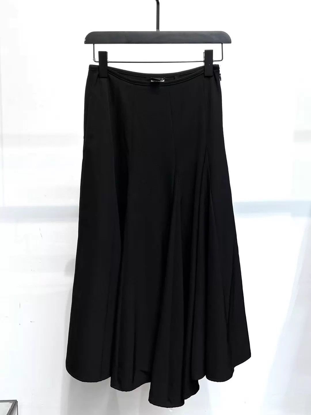 Yohji Yamamoto Yohji Yamamoto Pleated Skirt Size 3 Size 28" / US 6 / IT 42 - 3 Thumbnail